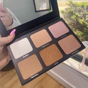 Danessa Myricks Light Work Palette